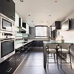 The River Thames View - Stunning 2Bdr Flat With Study Room + Balcony