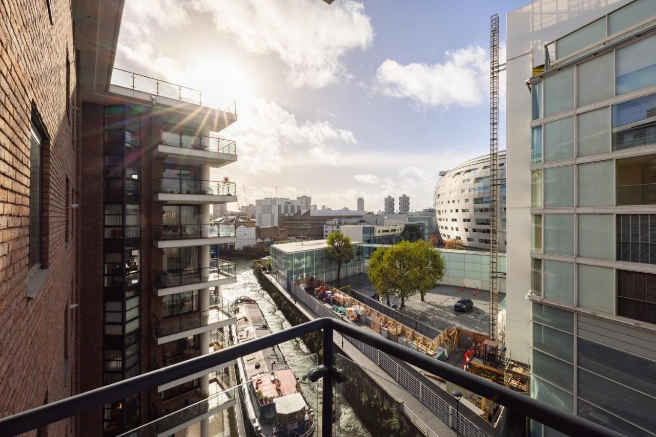 The River Thames View - Stunning 2bdr Flat With Study + Balcony Appartamento