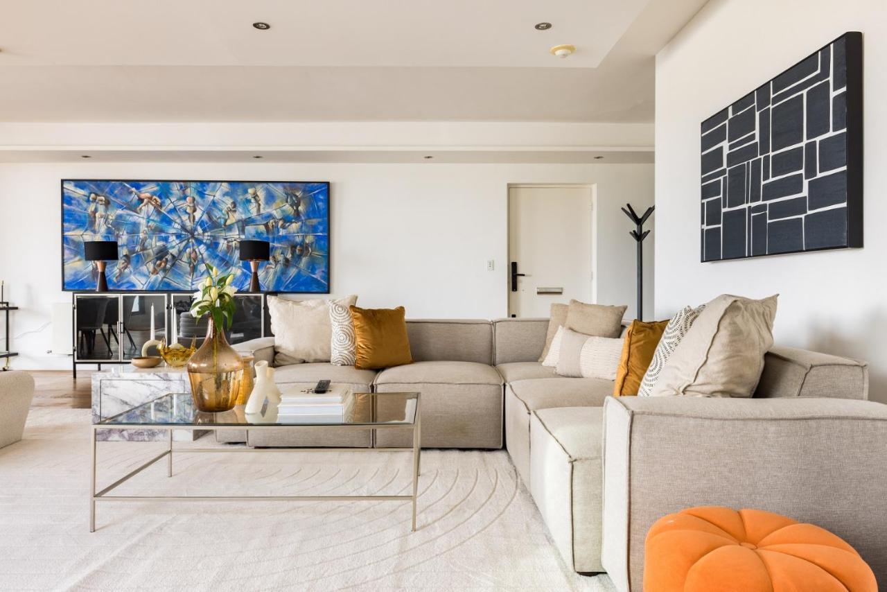 The River Thames View - Stunning 2bdr Flat With Study + Balcony Appartamento